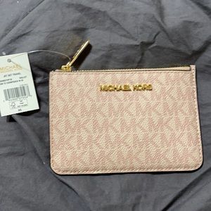 Micheal Kors jet set travel card case
